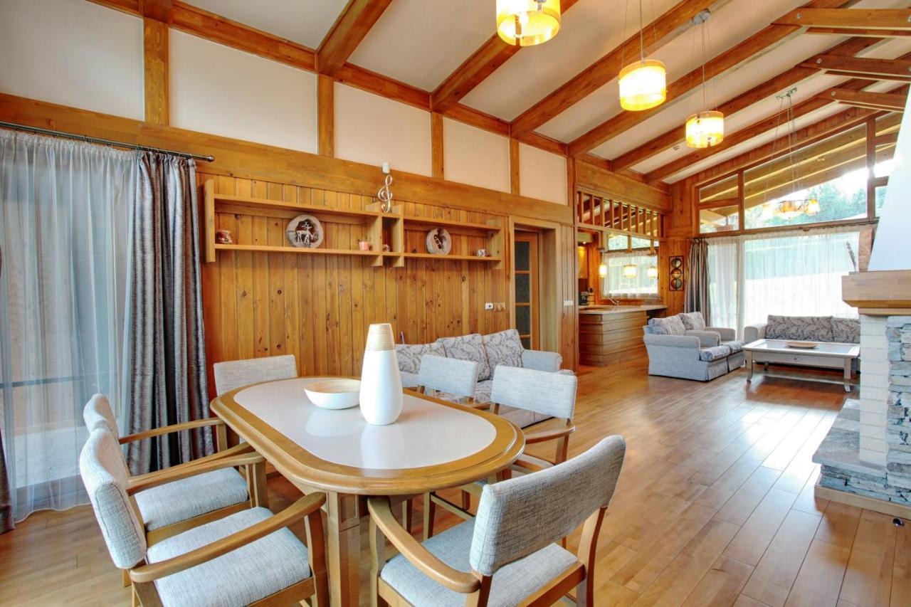 Villa Four Seasons Razlog Esterno foto