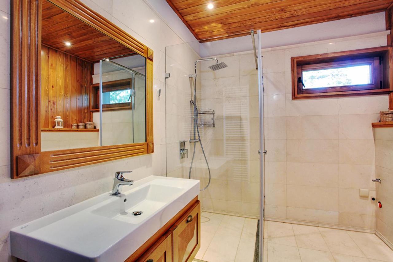 Villa Four Seasons Razlog Esterno foto